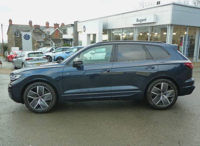 2024 Volkswagen Touareg 3.0 V6 TDI 4Motion 286 Black Edition 5dr Tip Auto