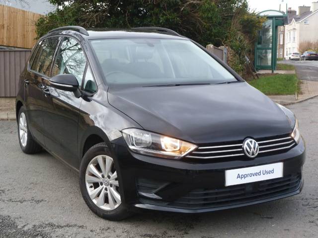 Volkswagen Golf Sv SE 1.4 TSI 125ps 5dr Hatchback Petrol Deep Black Pearl